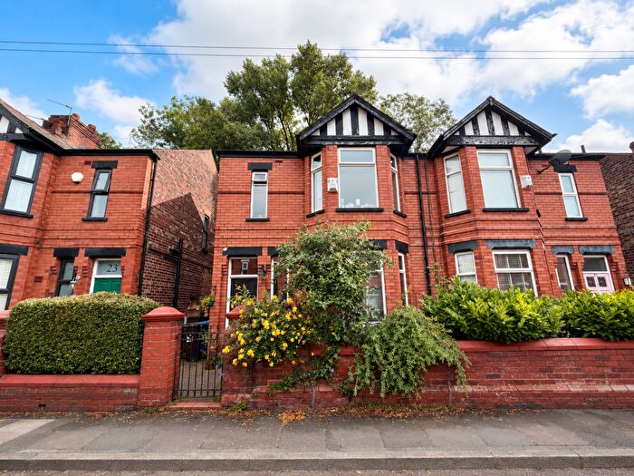 3 Bedroom Semi-Detached House For Sale In Woodland Road, Levenshulme, Manchester, M19