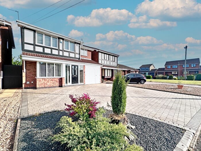 4 Bedroom Detached House For Sale In Brookfield Way, Tipton, DY4