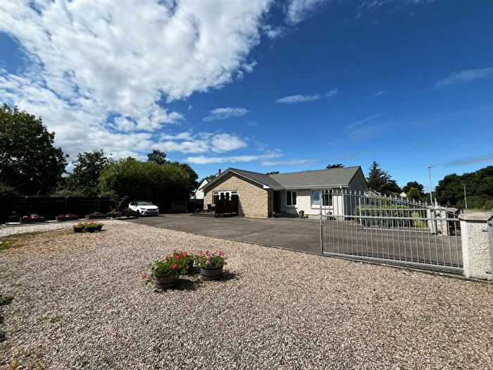 3 Bedroom Detached Bungalow For Sale In Bogmoor Road, Bogmoor, Spey Bay, IV32