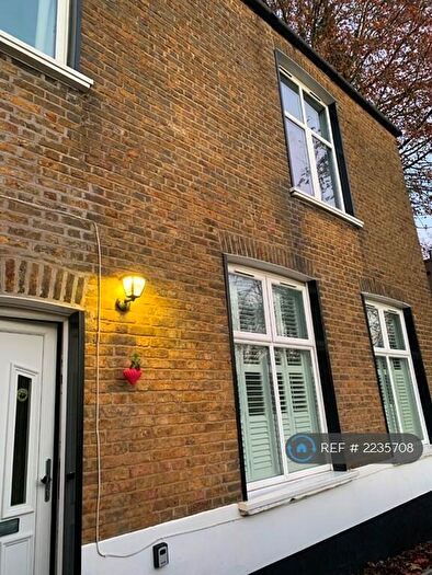 2 Bedroom Semi-Detached House To Rent In Malpas Road, London, SE4