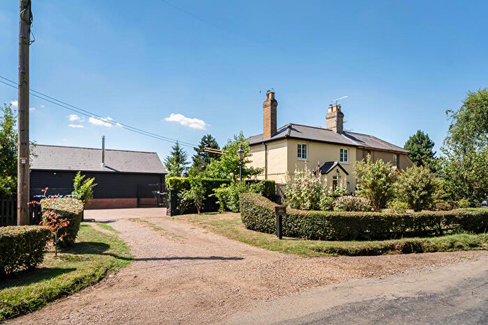 3 Bedroom Semi-Detached House For Sale In Gannock Green, Sandon, Buntingford, SG9