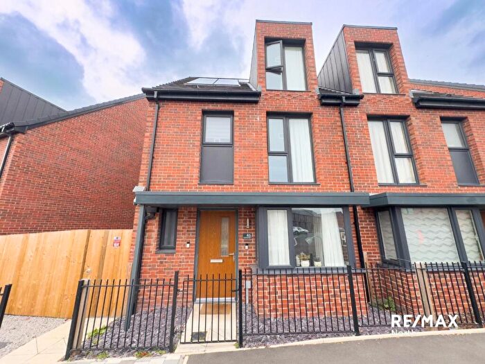 4 Bedroom House For Sale In Amersham Street, Salford, M5