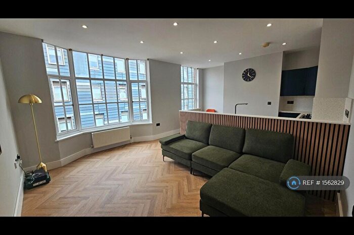 1 Bedroom Flat To Rent In Clasketgate, Lincoln, LN2