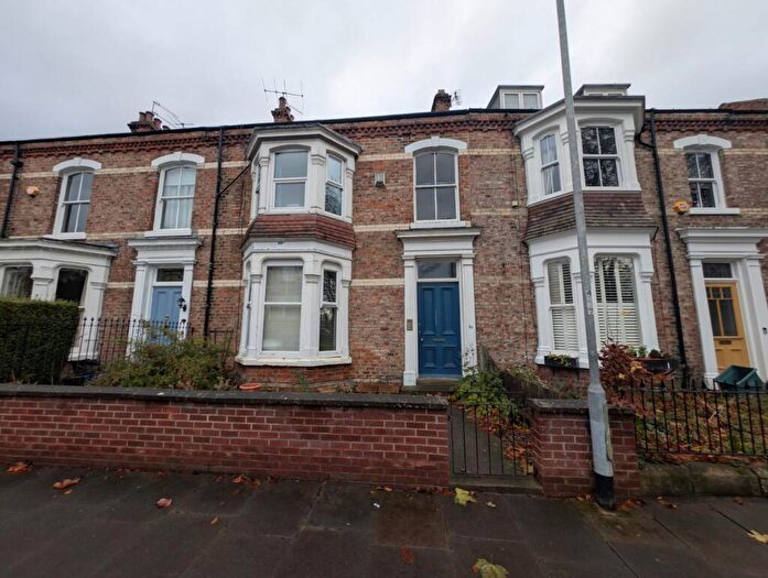 6 Bedroom Block Of Apartments For Sale In Stanhope Road North, Darlington, DL3