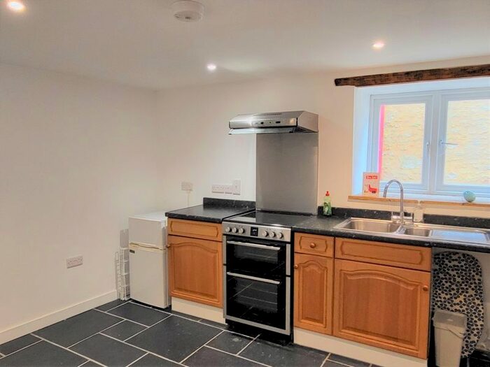 1 Bedroom Cottage To Rent In Abbey Street, Crewkerne, TA18