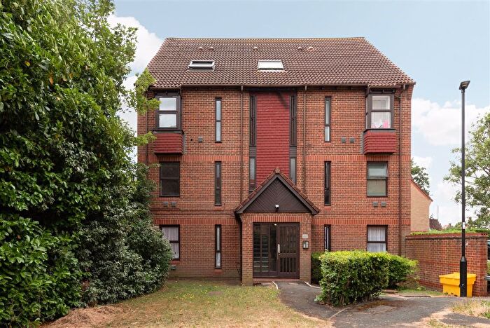 Studio To Rent In Pilgrims Close, London, N13