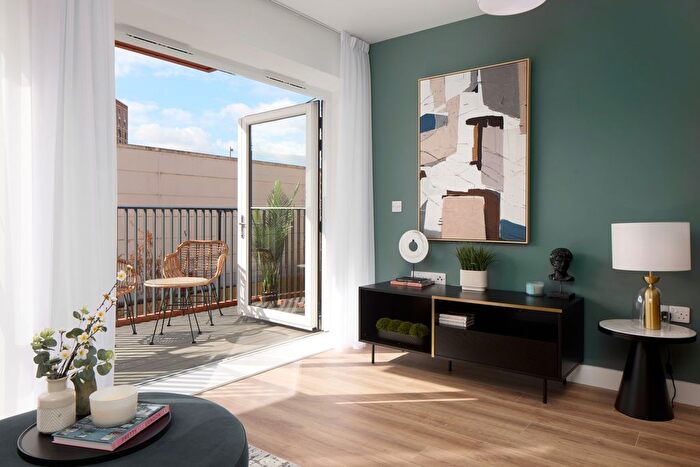 1 Bedroom Flat For Sale In Edgware Road, Hendon, NW9