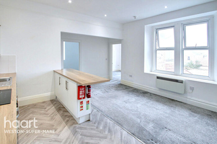 2 Bedroom Flat To Rent In Charlton Road, Weston-super-Mare, BS23