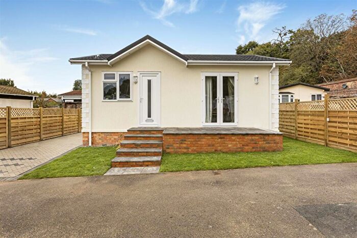 2 Bedroom Park Home For Sale In Peppard Road, Emmer Green, Reading, RG4