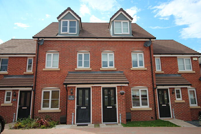 3 Bedroom Terraced House To Rent In Duckett Place, Whitnash, Leamington Spa, CV31