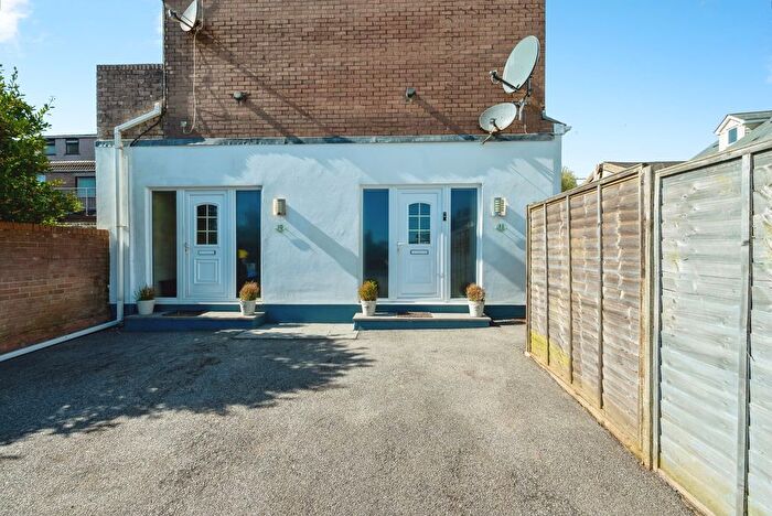 2 Bedroom Flat For Sale In Porth Bean Road, Porth, Newquay, Cornwall, TR7