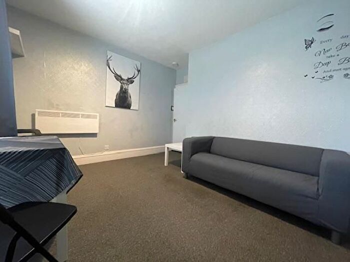 1 Bedroom Flat To Rent In Charles Street, Aberdeen, AB25