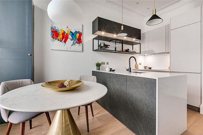 1 Bedroom Flat To Rent In Westbourne Park Road, Notting Hill, W11