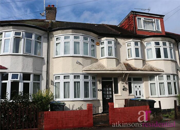 3 Bedroom Terraced House For Sale In Birkbeck Road, Enfield, Middlesex, EN2