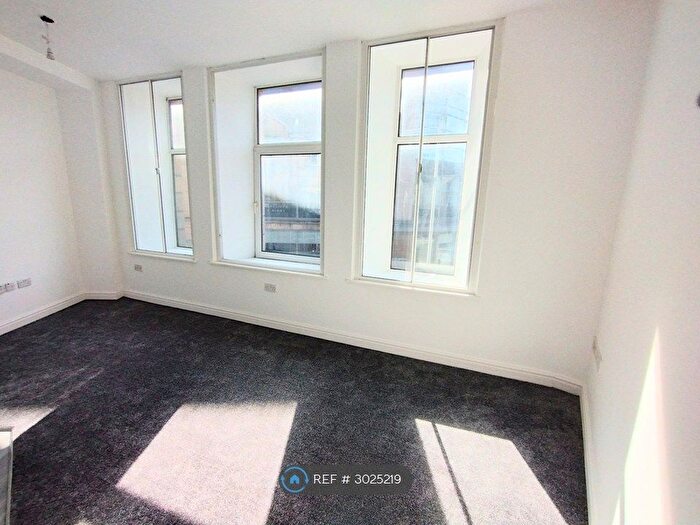 2 Bedroom Flat To Rent In Cromwell Building, Lancaster, LA1