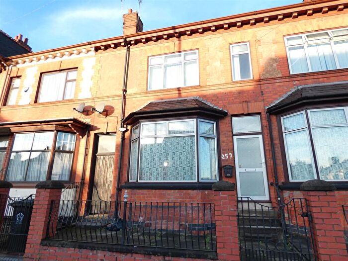 3 Bedroom Flat To Rent In East Park Road, Evington, Leicester, LE5