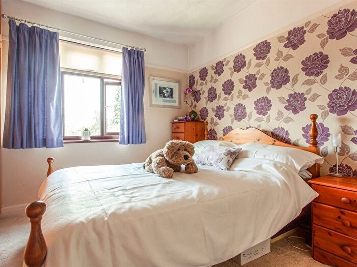 3 Bedroom Detached House To Rent In St. Albans Avenue, London, E6