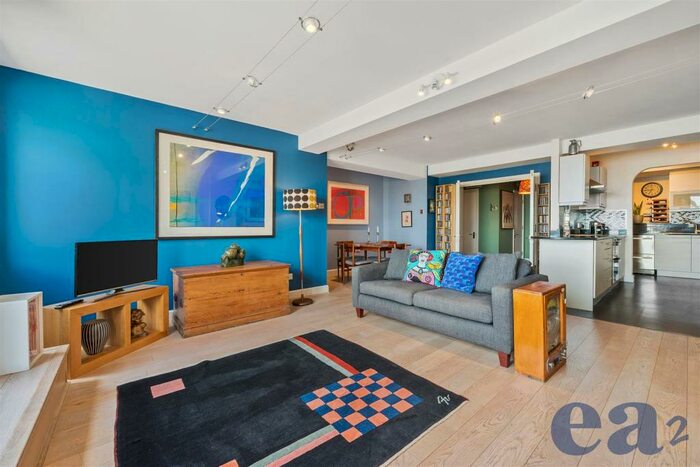 2 Bedroom Apartment To Rent In Gun Place, Wapping Lane, Wapping, E1W