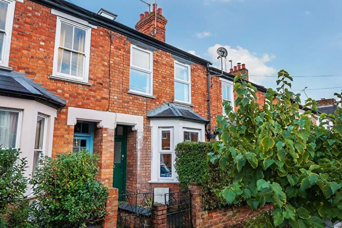 3 Bedroom Terraced House To Rent In East Avenue, St Clements, OX4