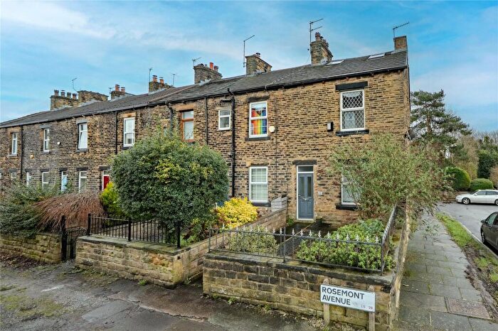 3 Bedroom End Of Terrace House For Sale In Rosemont Avenue, Pudsey, West Yorkshire, LS28