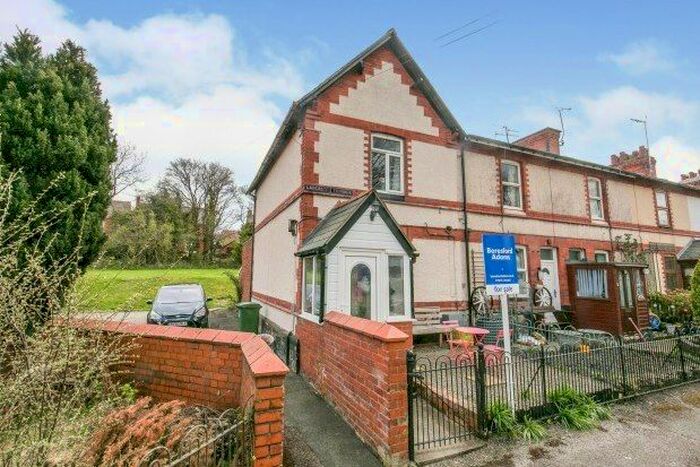 2 Bedroom Property To Rent In Lancaster Terrace, Wrexham LL14