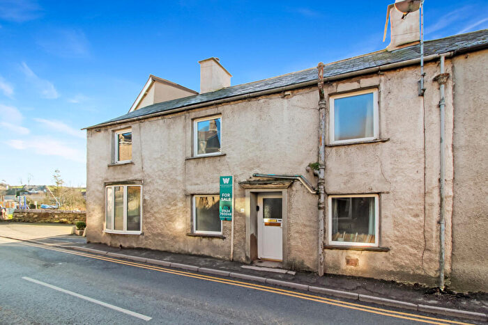 3 Bedroom Terraced House For Sale In Park Road, Milnthorpe, LA7