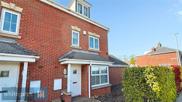 4 Bedroom Semi Detached House For Sale In Scholars Gate, Cudworth, Barnsley, S72