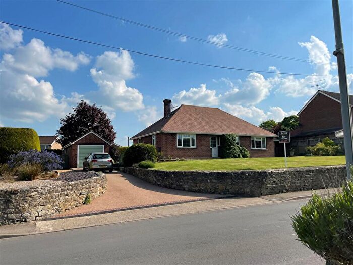 4 Bedroom Detached Bungalow For Sale In Station Road, Stalbridge, Sturminster Newton, DT10