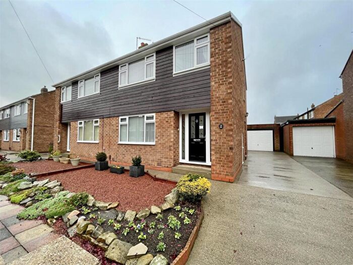 3 Bedroom Semi Detached House For Sale In Kirkfield Road, Darlington, DL3