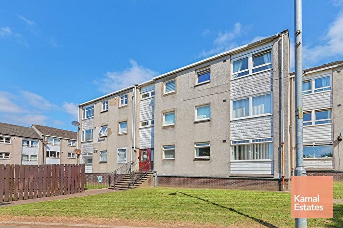 3 Bedroom Flat For Sale In Lewiston Drive, Glasgow, G23