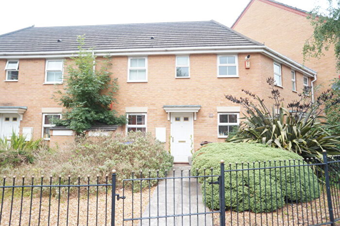 2 Bedroom Apartment To Rent In New Barns Avenue, Chorlton, M21