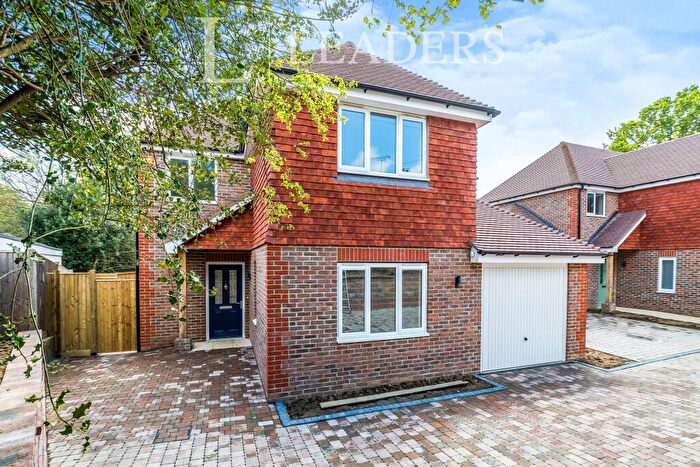 4 Bedroom Semi-Detached House To Rent In Maypole Road, Ashurst Wood, RH19