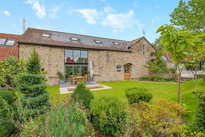 5 Bedroom Detached House For Sale In Thornhill, Stalbridge, Sturminster Newton, DT10