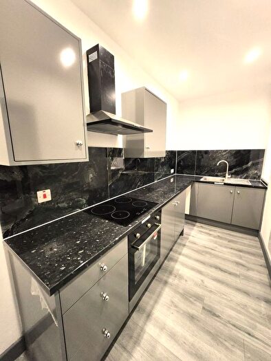 1 Bedroom Flat To Rent In New Street, Dudley, DY1