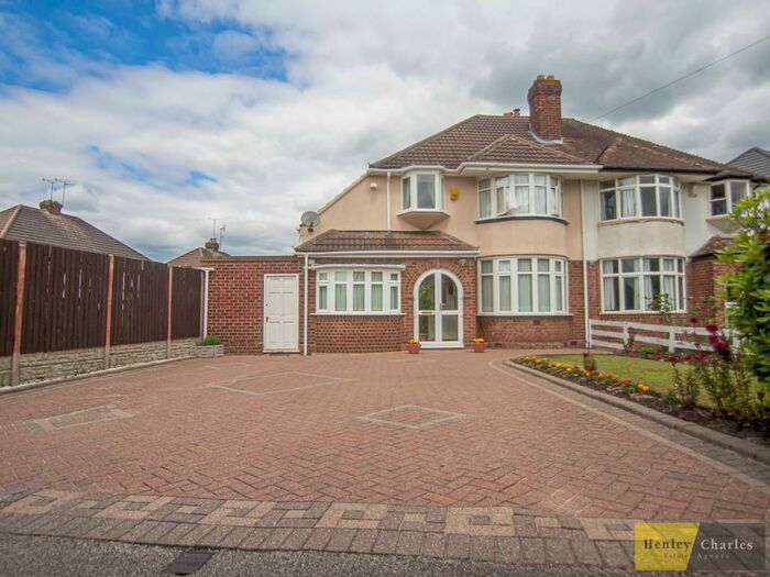3 Bedroom Semi-Detached House To Rent In Ashcombe Avenue, Handsworth Wood, B20