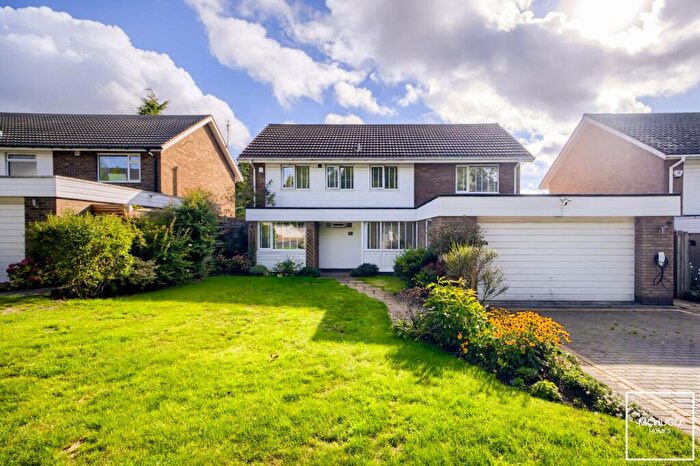 4 Bedroom Detached House For Sale In Astonbury, Birmingham, B15