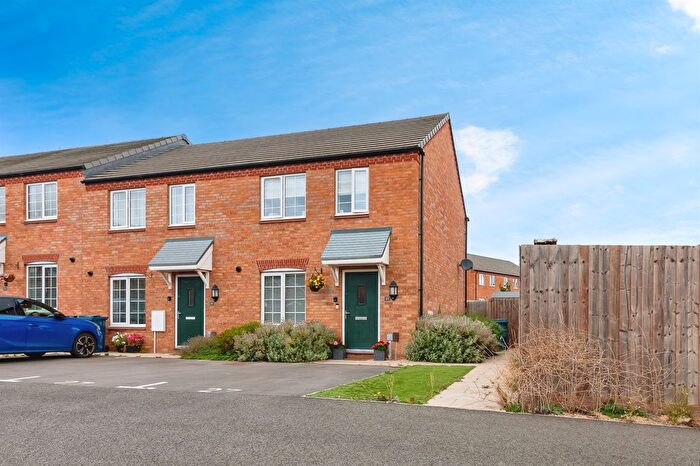 2 Bedroom End Terrace House For Sale In Robinson Close, Edwalton, Nottingham, NG12