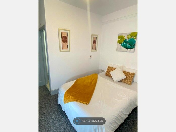 1 Bedroom Flat To Rent In Barnsley Road, Hemsworth, Pontefract, WF9