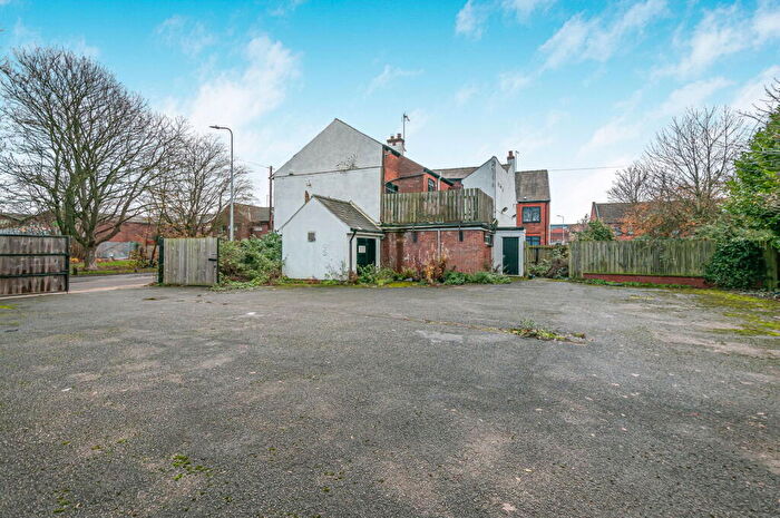 4 Bedroom Flat For Sale In Russell Street, Hull, HU2