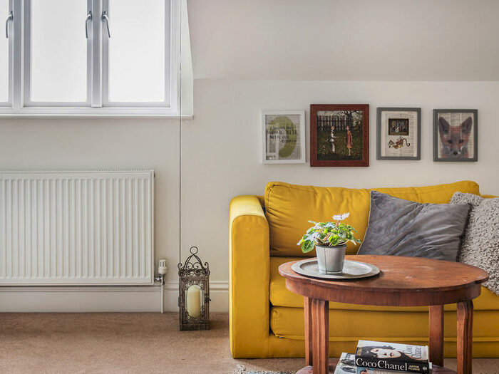 2 Bedroom Apartment To Rent In Ref: Gk - Reigate Road, Reigate, RH2