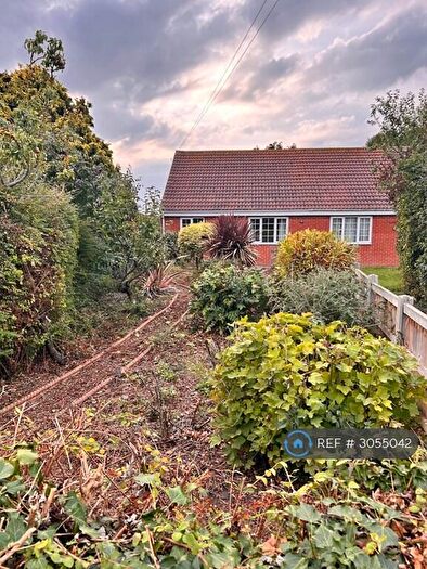 2 Bedroom Bungalow To Rent In Yarmouth Road, Great Yarmouth, NR29