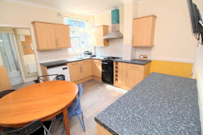 3 Bedroom Terraced House To Rent In Claude Street, Dunkirk, Nottingham, NG7
