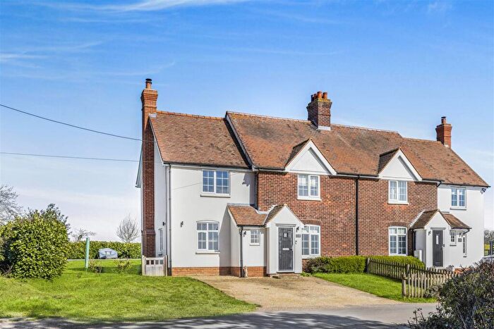 4 Bedroom Semi Detached House For Sale In Littley Park Lane, Hartford End, Chelmsford, CM3