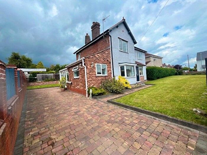 3 Bedroom Detached House To Rent In Mount Avenue, Hednesford, Cannock, WS12