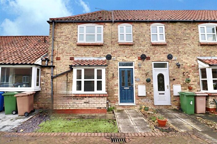 2 Bedroom Terraced House To Rent In Milestone Court North Cave, HU15