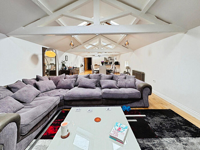 5 Bedroom End Of Terrace House For Sale In Trinity Street, Coach House Conversion, Sq Ft Of Luxury, CV32