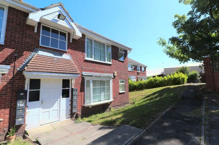 Studio To Rent In Fieldway Rise, Rodley, Leeds, LS13