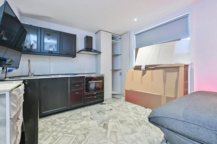 Studio To Rent In Gloucester Place, , Marylebone, London, NW1