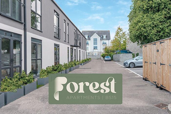 2 Bedroom Flat For Sale In Forest Apartments, Bristol, BS15