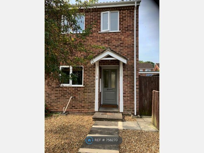 2 Bedroom Terraced House To Rent In Dibben Walk, Romsey, SO51